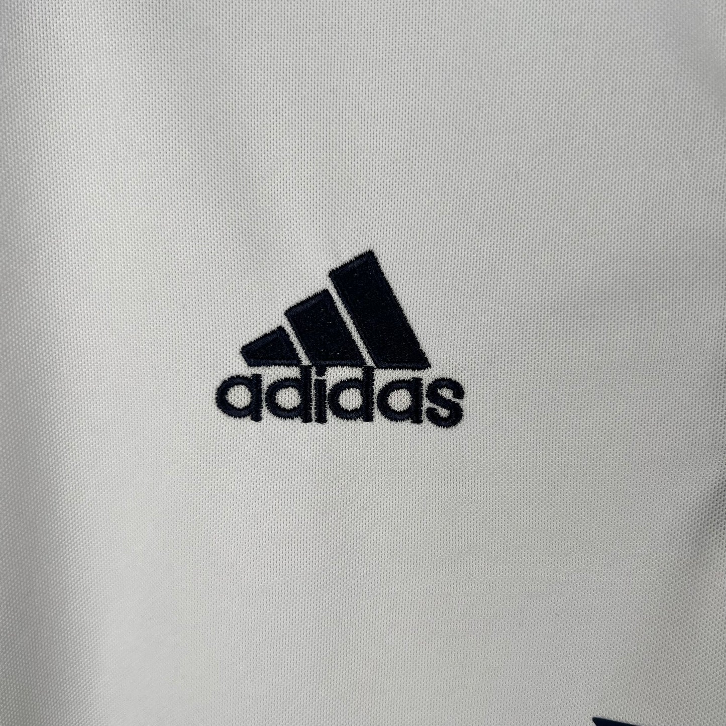Retro Football Jersey Real Madrid 2016 - 2017