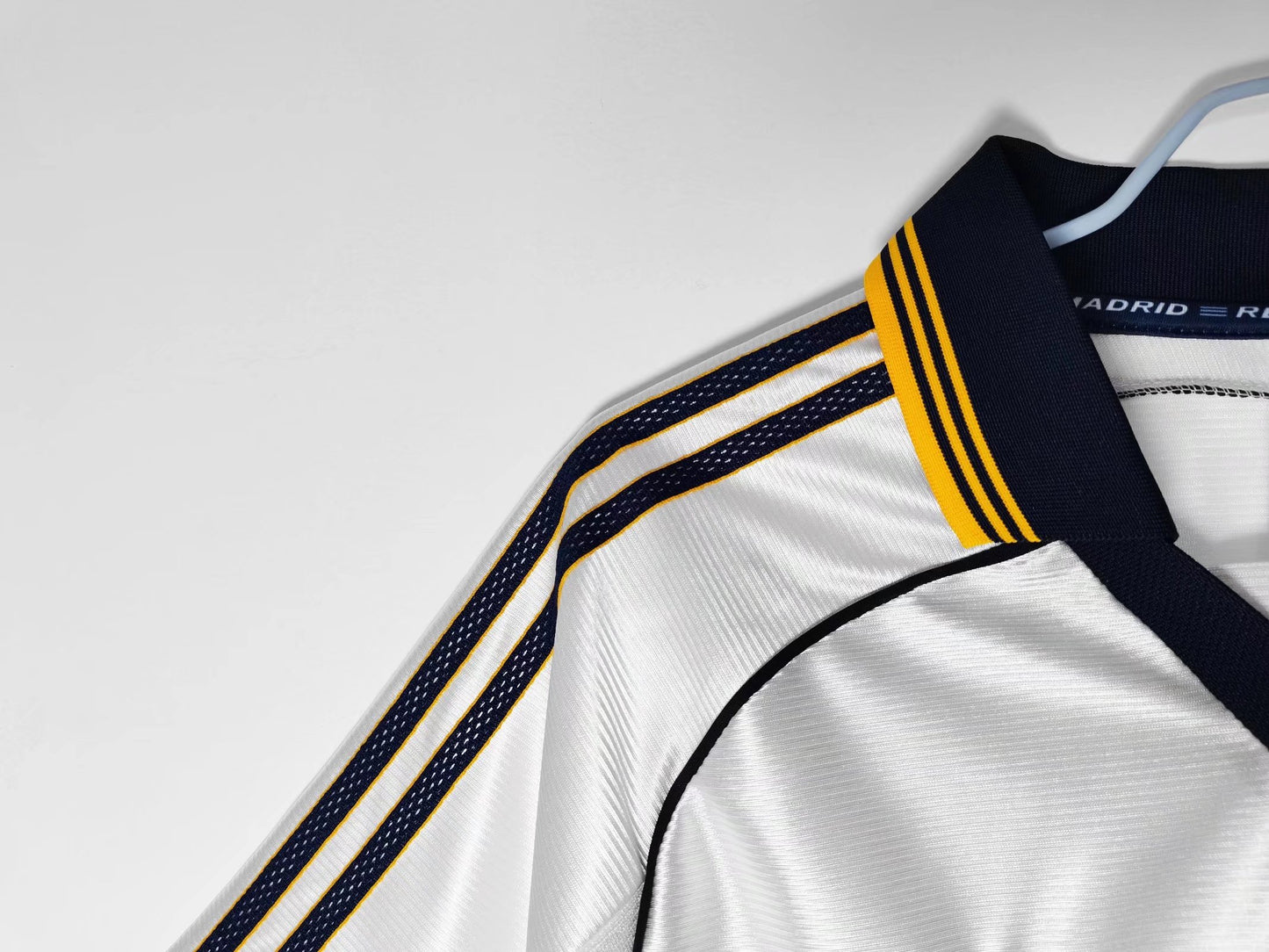 Retro Football Jersey Real Madrid 1998 - 2000