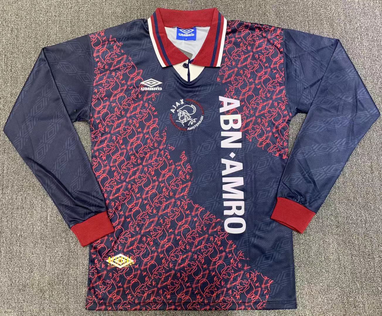 Ajax 1995 - 1996 Retro Football Jersey (LS)