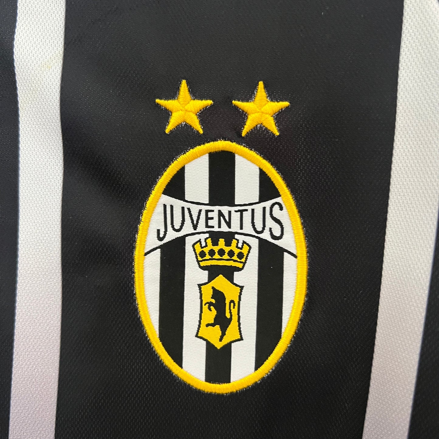 Retro Juventus Football Jersey 2000 - 2001