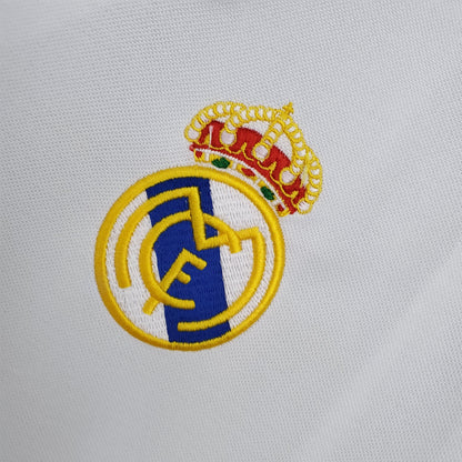 Real Madrid 2002 - 2003 Retro Football Jersey (Home)