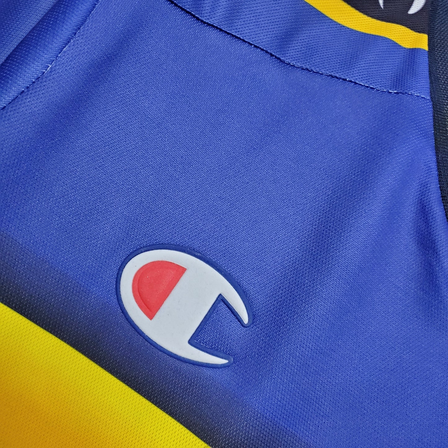 Parma 2001 - 2002 Retro Football Jersey