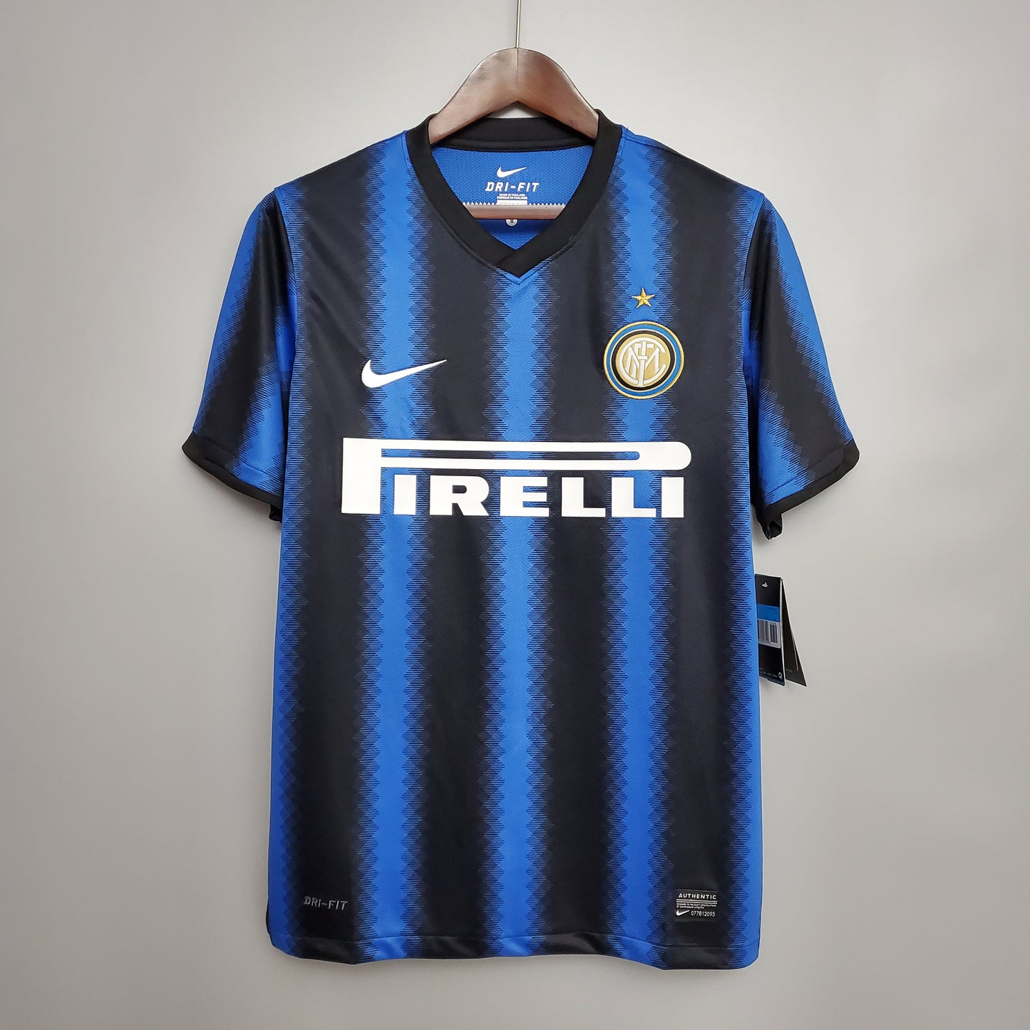 Inter Milan 2010-2011 Retro Football Jersey