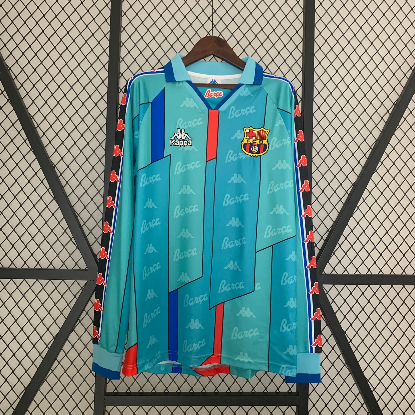 Barcelona 1996 - 1997 Away Retro Football Jersey (LS)