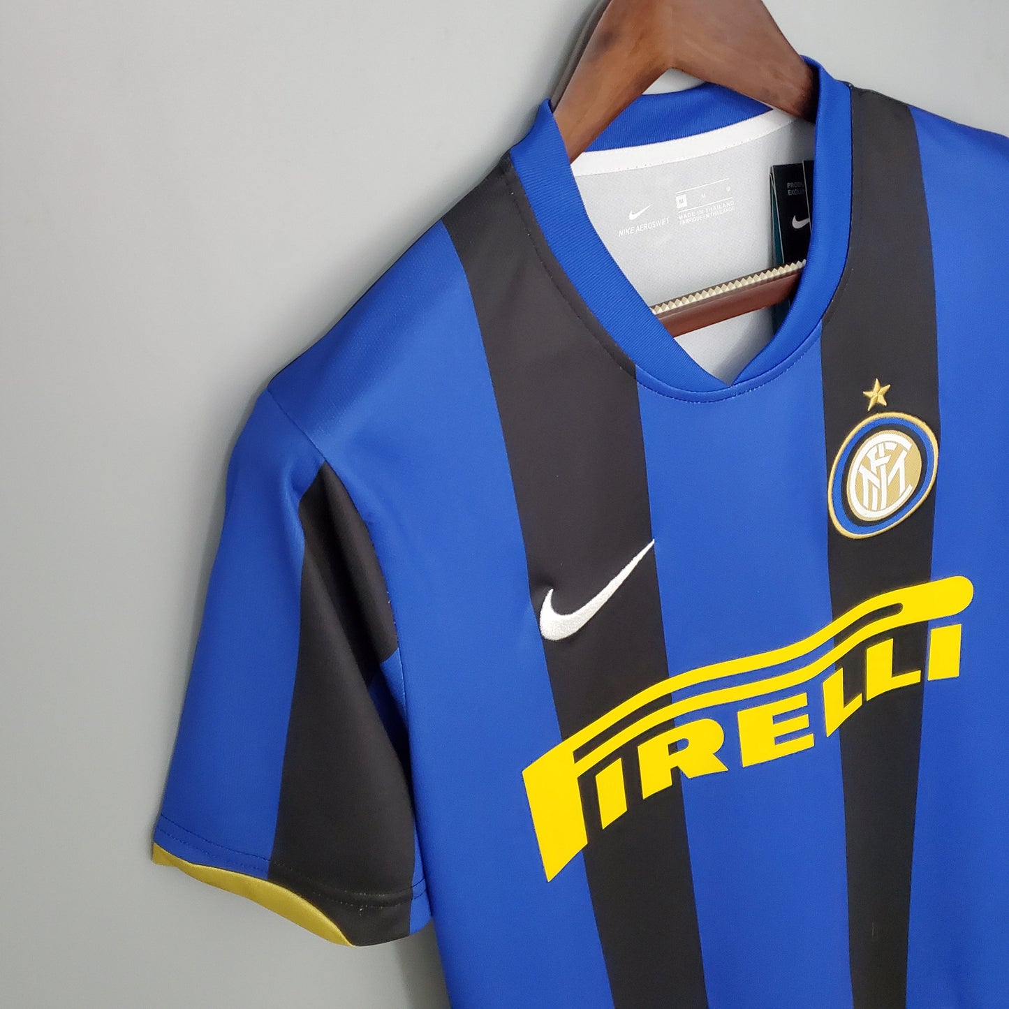 Retro Football Jersey Inter Milan 2008-2009