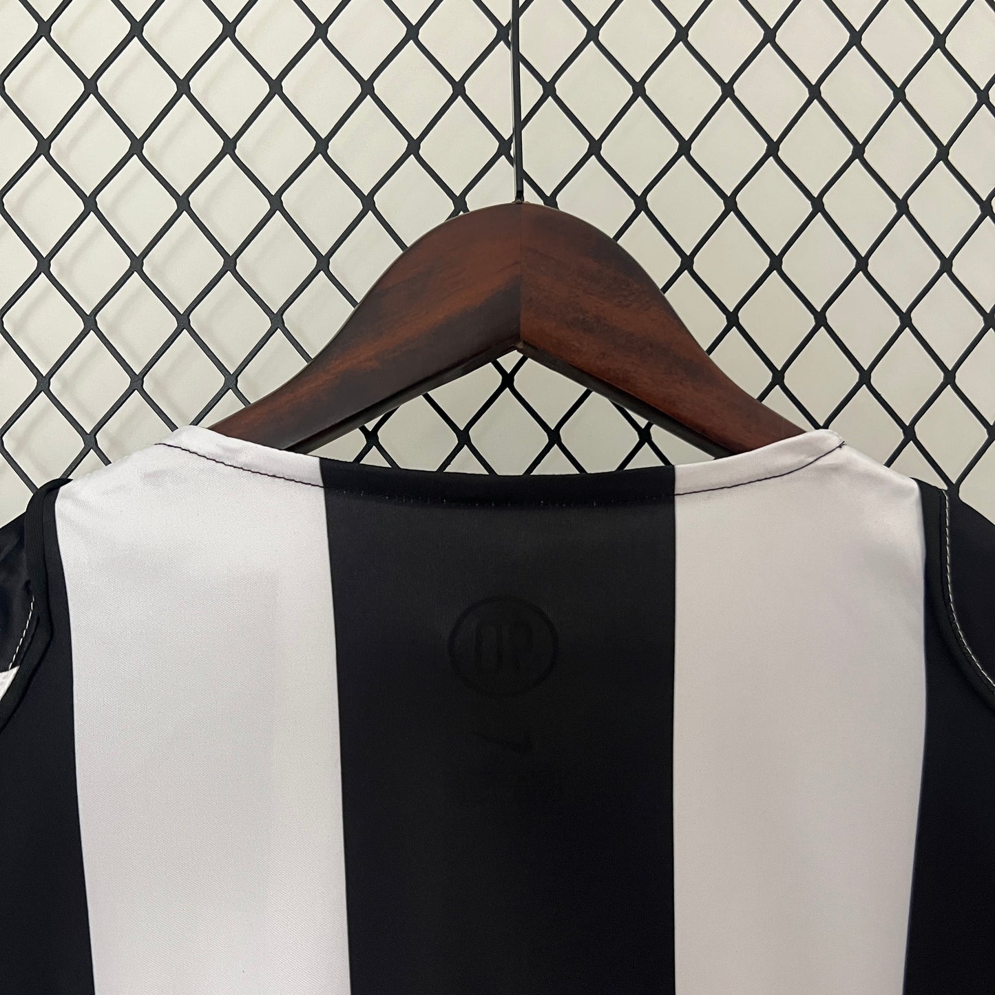 Retro Juventus Football Jersey 2004