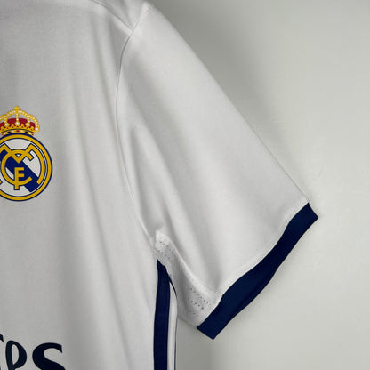 Retro Football Jersey Real Madrid 2016 - 2017