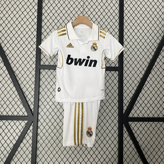 Kids Retro Football Kit Real Madrid 2011-2012