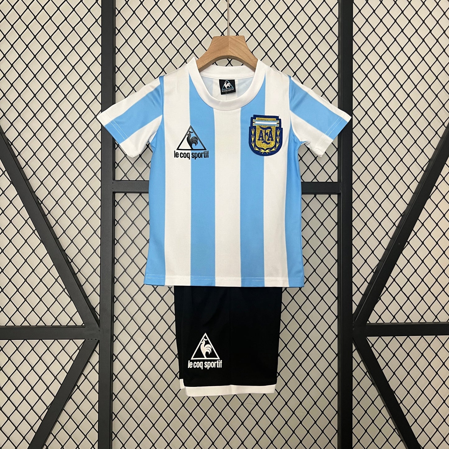 Argentina 1986 Kids Retro Football Kit