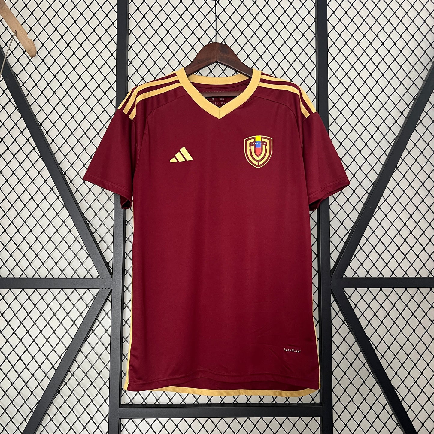 Venezuela 2024-2025 Football Jersey (Vinotinto Fan Version)