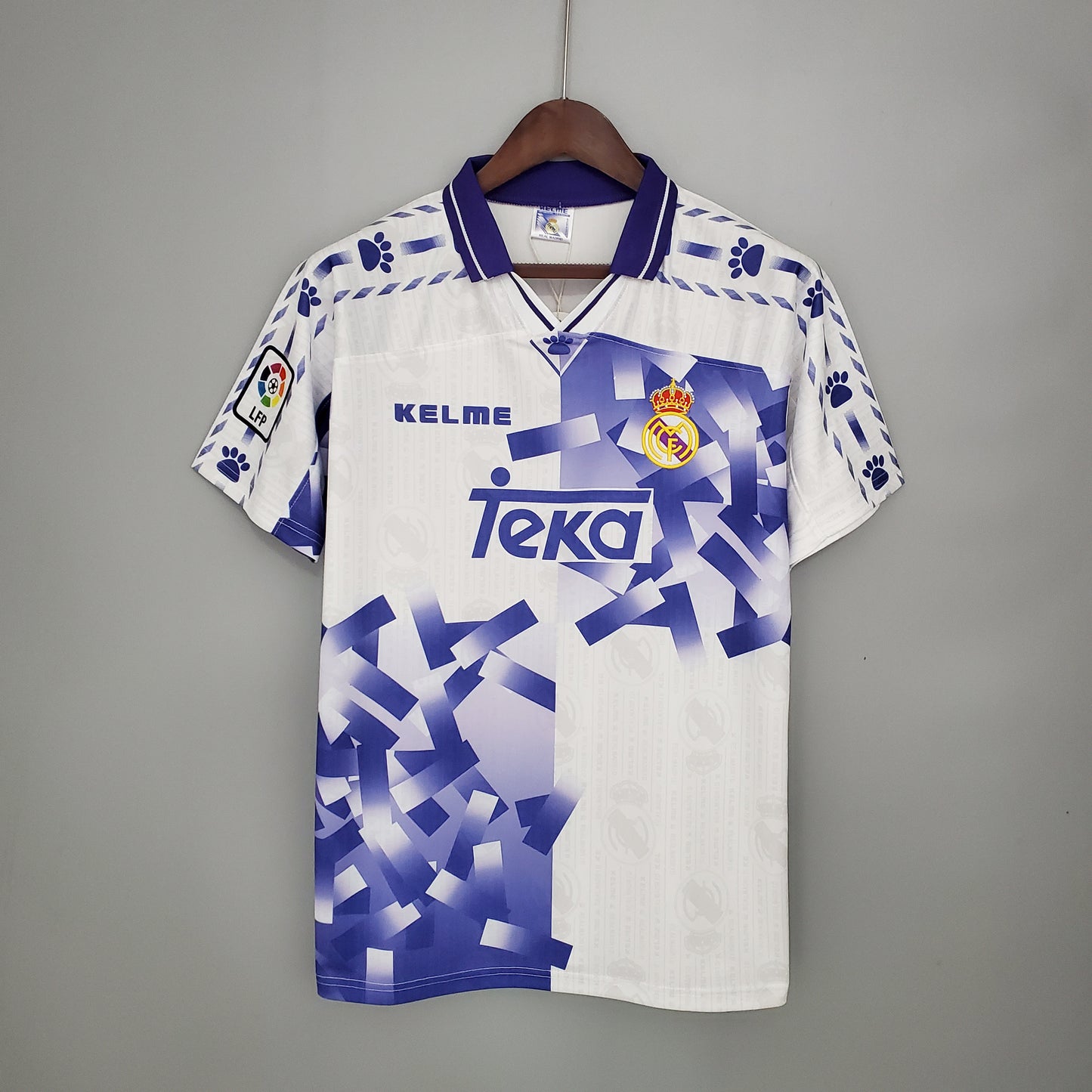 Real Madrid 1996/97 Retro Football Jersey