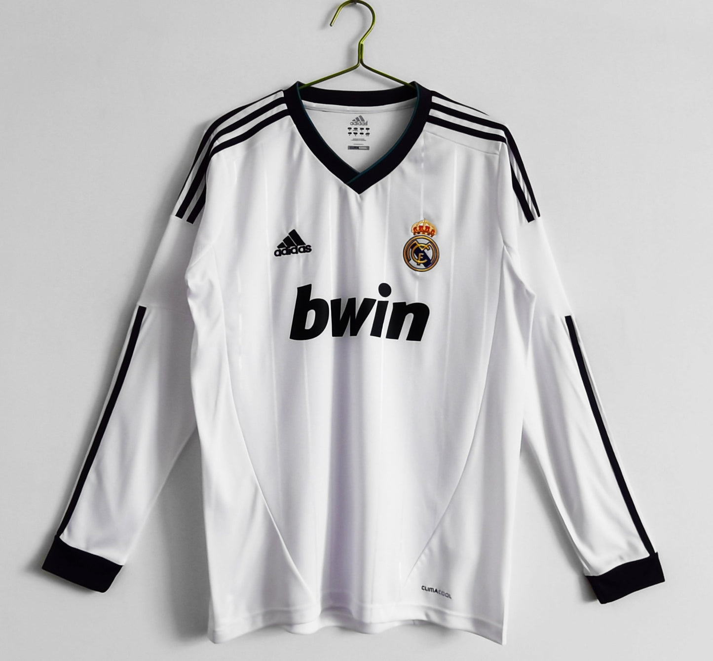 Retro Football Jersey of Real Madrid 2012