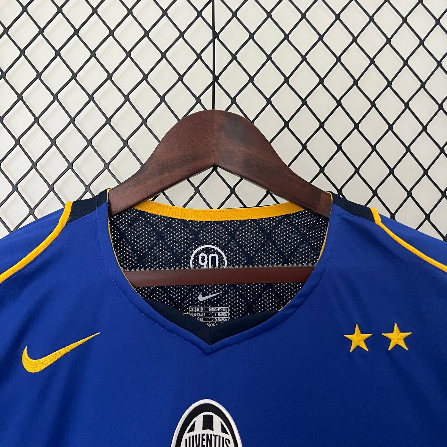 Retro Juventus Football Jersey 2004 Away