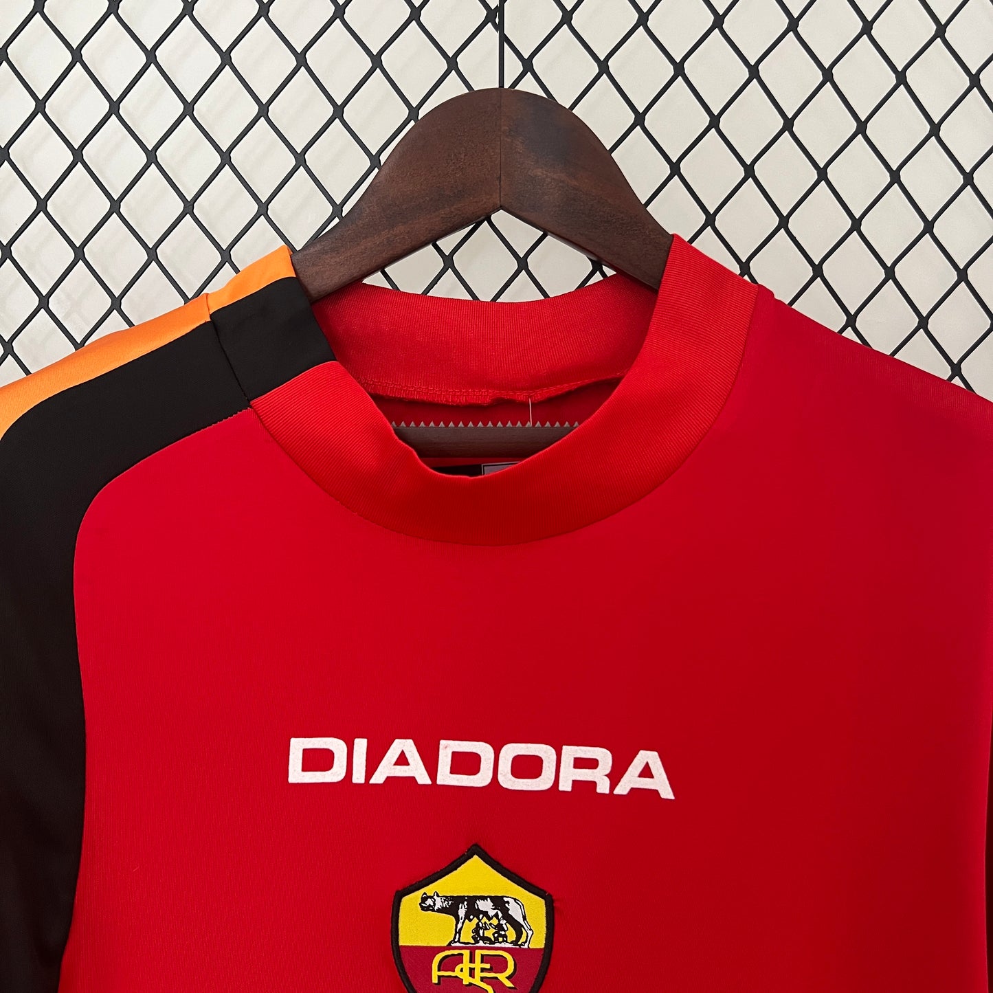 AS Roma 2004 - 2005 Retro Football Jersey