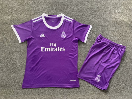 Real Madrid 2016-2017 Kids Retro Football Kit (Purple)