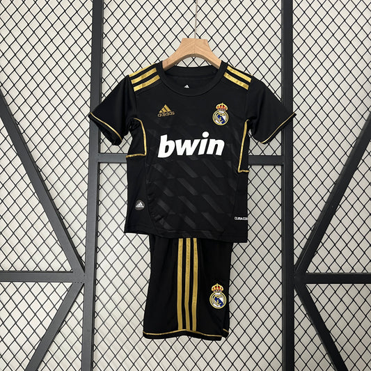 Real Madrid 2011-2012 Kids Retro Football Kit  (Black)